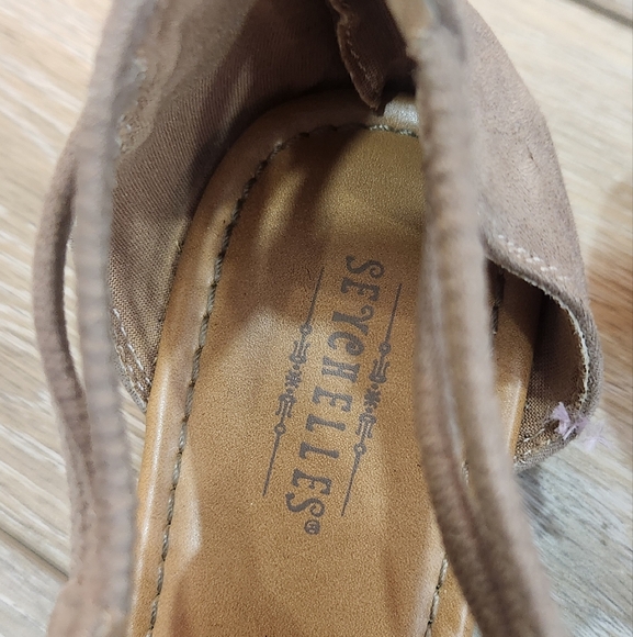 Sychelles Garbanzo Tan Gladiator Sandals Size 8 - Picture 6 of 7